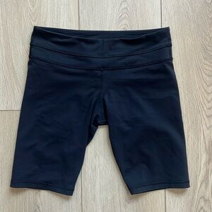 Lululemon biker shorts size 8 9” inseam low rise